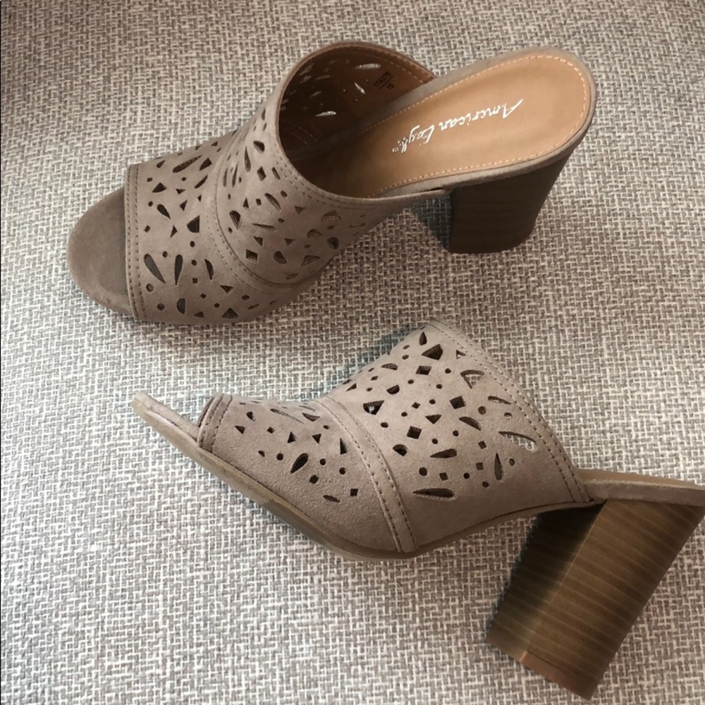 American Eagle Heels NWOT